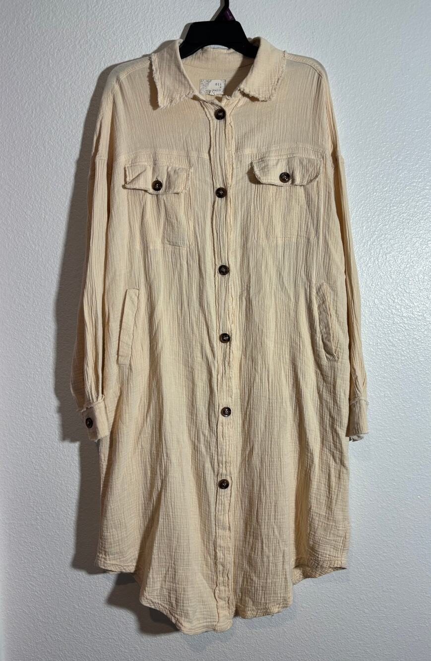 Oli & Hali Size M Cream Double Gauze Button-Up Shirt Dress Shacket Raw Hem